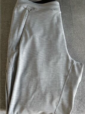 Lululemon Men’s Balancer Pant